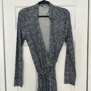 DVF classic wrap dress. Blue Size L